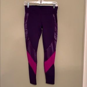 Fabletic workout pants NWT!